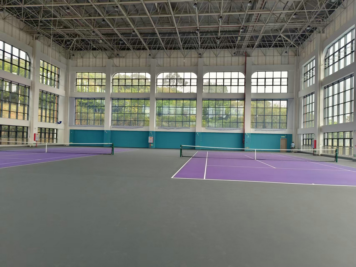 福建厦门大学漳州校区网球场施工流程方案 专业丙烯酸面层+围网照明一站式落地